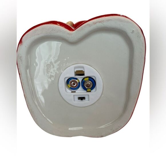 CERAMIC VALENTINE GNOME, LIGHTED - Picture 7 of 7